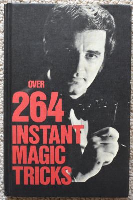 Robbins: Over 264 Instant Magic Tricks